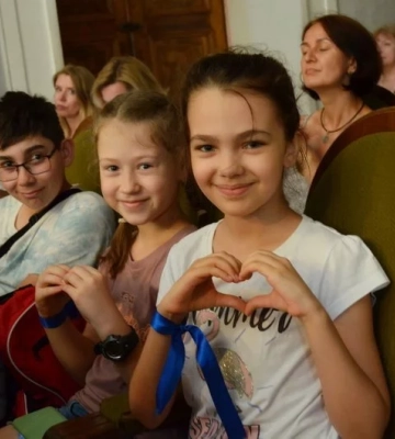 У Дніпрі в Будинку органної та камерної музики провели благодійний концерт для переселенців