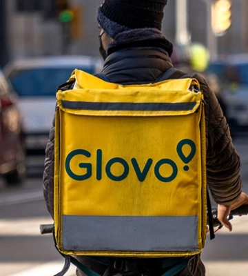 Сервіс доставки Glovo «кинув» дніпрянина на велику суму: подробиці