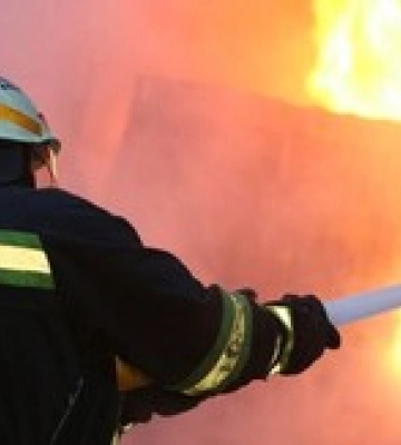 Вибухи у Львові: росіяни влучили в об&#039;єкт критичної інфраструктури та будинок, є постраждалі