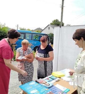 У села Золотоніського району приїздив автобус, щоб вакцинувати місцевих жителів