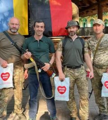 Бійці ЗСУ отримали від полтавського благодійника біокомплекс Біонормалін