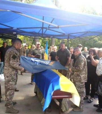 У Кропивницькому попрощалися із двома загиблими воїнами 