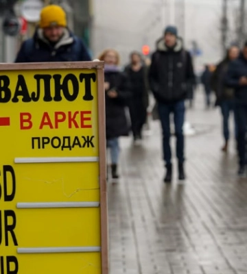 Судді, депутати та держслужбовці повинні будуть декларувати купівлю валюти на суму більше 3500 доларів