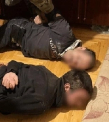 В Ужгороді судитимуть наркоторговців: обвинуваченим загрожує до 10 років позбавлення волі