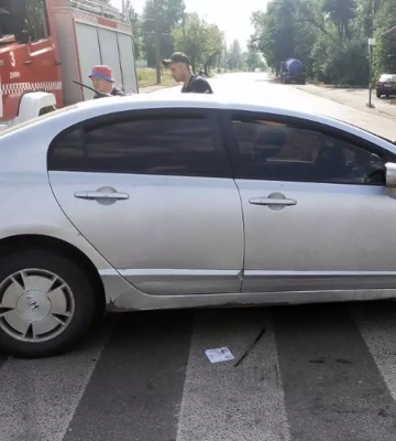 У Дніпрі на Молодогвардійській зіткнулися Honda та Ford: серед постраждалих є діти