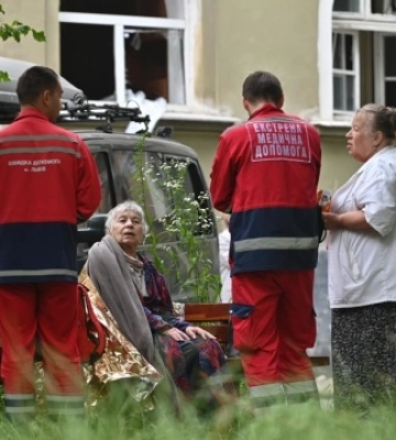 Кількість постраждалих через обстріл у Львові зросла до 33, з них — 13 у лікарнях