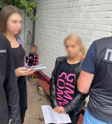 Черкащанок підозрюють у шахрайстві: вони під виглядом працівниць кол-центру виманювали гроші