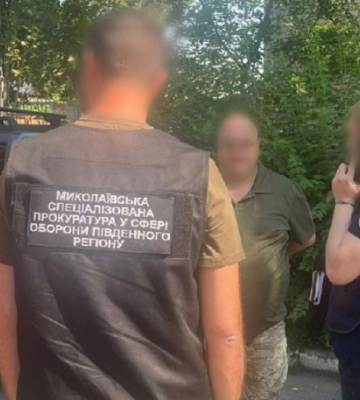 Намагався відкупити знайомого від мобілізації: військовослужбовцю повідомлено про підозру