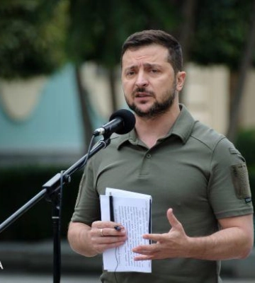 Зеленський оприлюднив відео наслідків ракетного обстрілу Львова