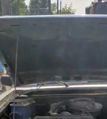 У Дніпрі на Молодогвардійській зіткнулися Honda та Ford: серед постраждалих є діти