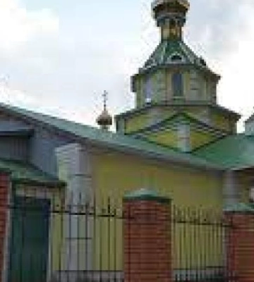 У Дніпрі служителі церкви незаконно захопили зелену зону