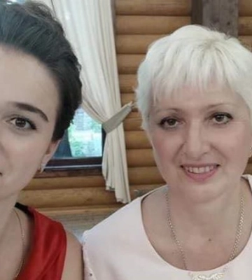 &quot;Це трагедія для усіх нас&quot;: унаслідок удару РФ по будинку у Львові загинули мати і донька. Фото