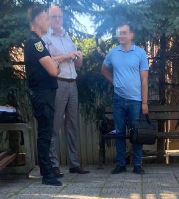 На Закарпатті повідомлено про підозру адвокату за шахрайське заволодіння землею вартістю понад 9 млн грн