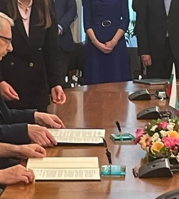 Болгарія підтвердила, що підтримує членство України в НАТО. Зеленський і болгарський премʼєр підписали декралацію
