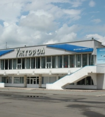 Ексдиректора аеропорту «Ужгород» підозрюють у недбалості ціною ₴7,5 мільйона