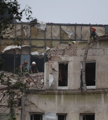 У Львові завершили пошукову операцію: унаслідок ракетної атаки загинули 10 людей