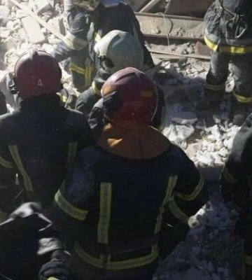 Репортаж з місця падіння ракети на житловий будинок у Львові: фото
