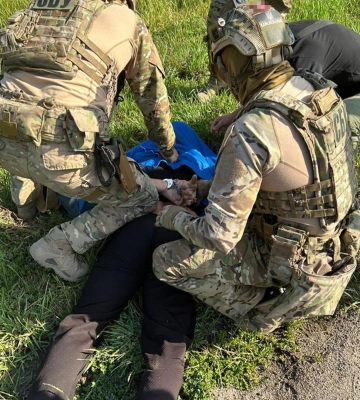 СБУ затримала “агента-консерву” фсб, який влаштувався до оборонного заводу
