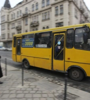 Стало відомо, коли запрацює безготівкова оплата на ще одному львівському маршруті