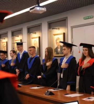 В  УжНУ відбувся 15-й випуск географічного факультету