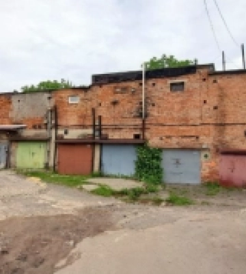 У Рівному чоловік побив охоронця гаражів