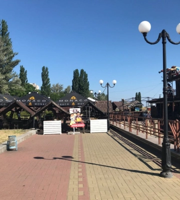 Біля черкаської набережної пропонують встановити вбиральню