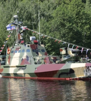 Флагман речной флотилии вышел на боевое дежурство на Днепре