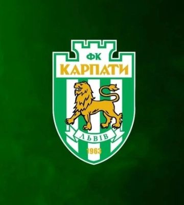 Трансферна революція. Український футбольний клуб підписав одразу 16 нових гравців