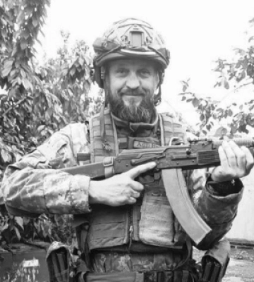 У неділю в Нововолинську зустрічатимуть загиблого Героя Олександра Лисицю