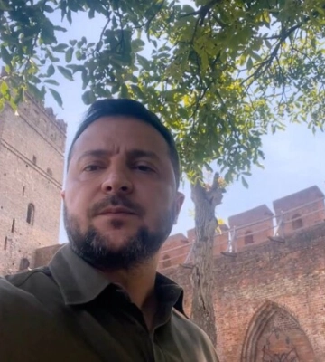 Зеленський провів координаційну нараду прямо в стінах Замку Любарта (Фото, відео)