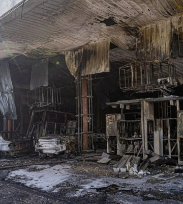 У Києві на Броварському проспекті виникла пожежа на АЗС, є постраждалі