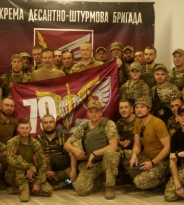 Святослав Вакарчук виступив перед десантниками миколаївської 79-ї бригади