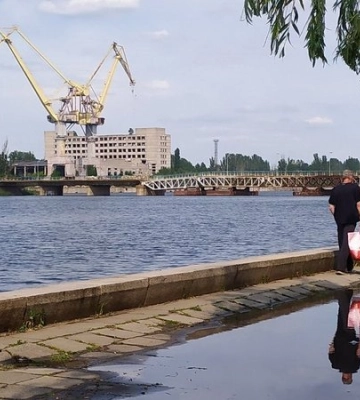 У Миколаєві прогриміли вибухи