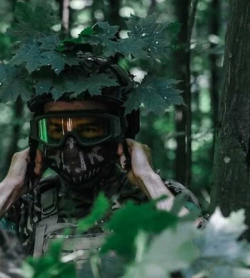 На чотирьох напрямках за добу відбулися 30 зіткнень, тривають важкі бої