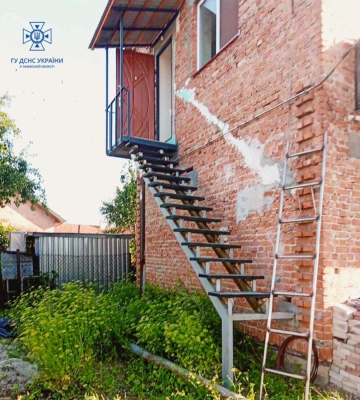 21-річний хлопець впав з горища на Львівщині і зламав хребет (ФОТО)
