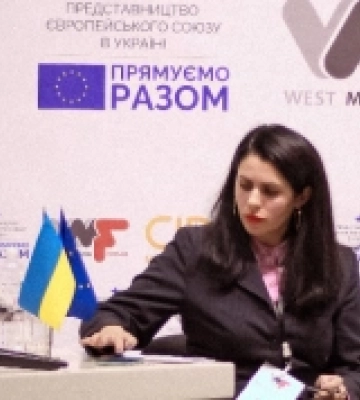 Пішла по новини, а отримала по обличчю: як  полтавська журналістка відстоює свої права