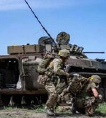 ВСУ наступают на Бердянск и Мелитополь, РФ атакует у Кременной, Бахмута и Донецка — карта