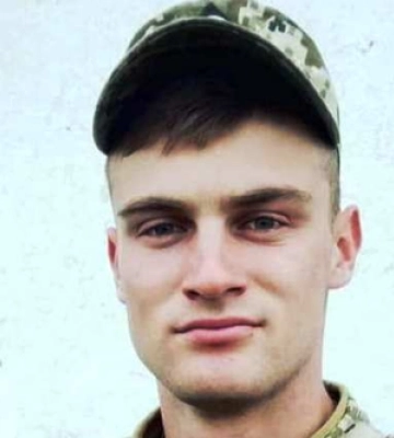 Герой України посмертно: Зеленський відзначив волинського воїна