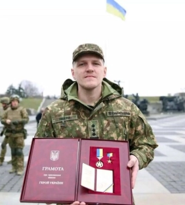 Спецназівця, який обороняв Харків, призначено командувачем Нацгвардії України Спецназівця, який обороняв Харків, призначено командувачем Нацгвардії України