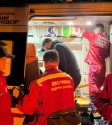 На Рахівщині рятувальники допомогли двом туристкам, які травмувались у горах