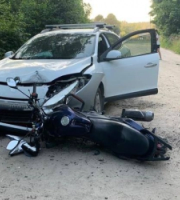 На Львівщині двоє неповнолітніх на мотоциклі травмувалтись у ДТП