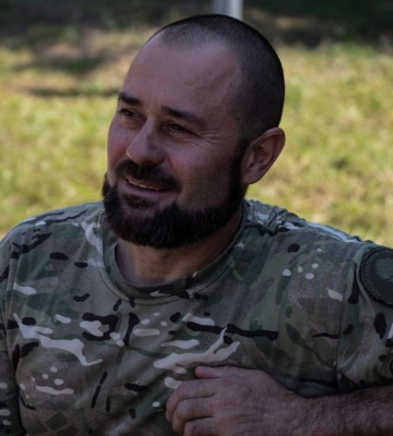 “Ми всі були піхотинцями, незалежно від своїх спеціальностей” - бойовий медик батальйону спецпризначення “Донбас”