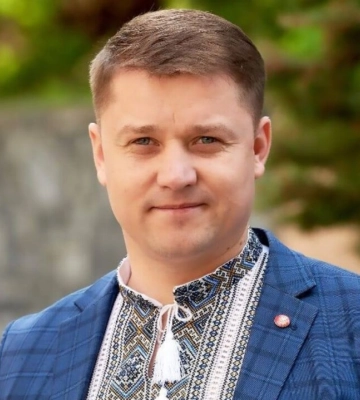Мера Рівного на рік відсторонили з посади