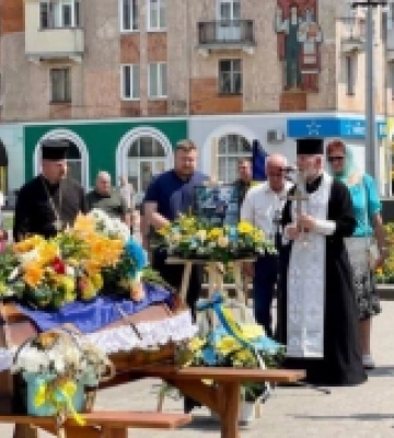 На Волині попрощалися із загиблим військовим Олександром Лисицею