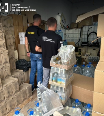 В Обухівському районі правоохоронці викрили підпільне виробництво алкоголю