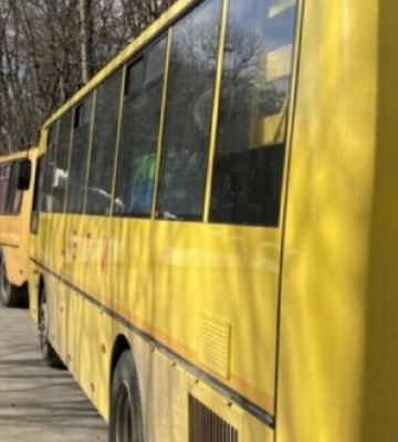 Евакуація з 5-кілометрової зони на Сумщині: чому вона необхідна і що пропонують людям