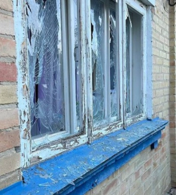 У Київській області пошкоджено 13 будинків внаслідок падіння уламків БпЛА (оновлено)