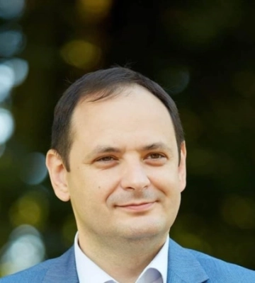 У Франківську обвалився пішохідний міст через Бистрицю Солотвинську