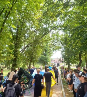 На Кіровоградщині провели в останню путь військових 