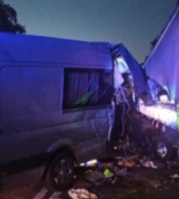 Рівненські заробітчани потрапили в аварію в Польщі: загинула дівчина